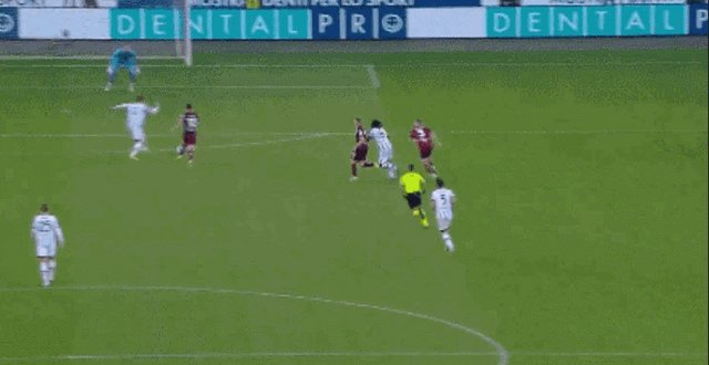 开云app-【意甲】弗拉霍维奇制胜球 尤文1比0笑傲都灵德比